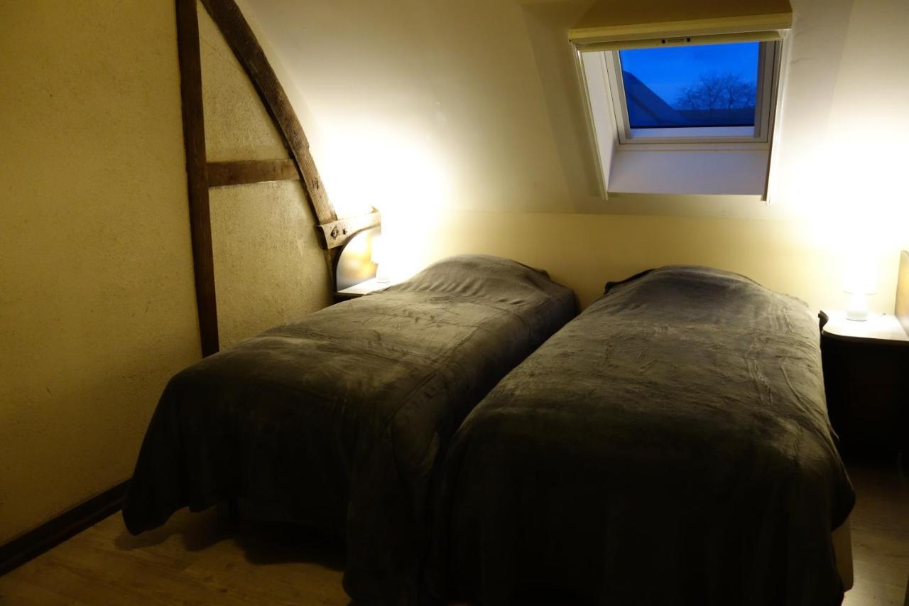 Gite Rural Les Petites Tetes Leuze-en-Hainaut Esterno foto
