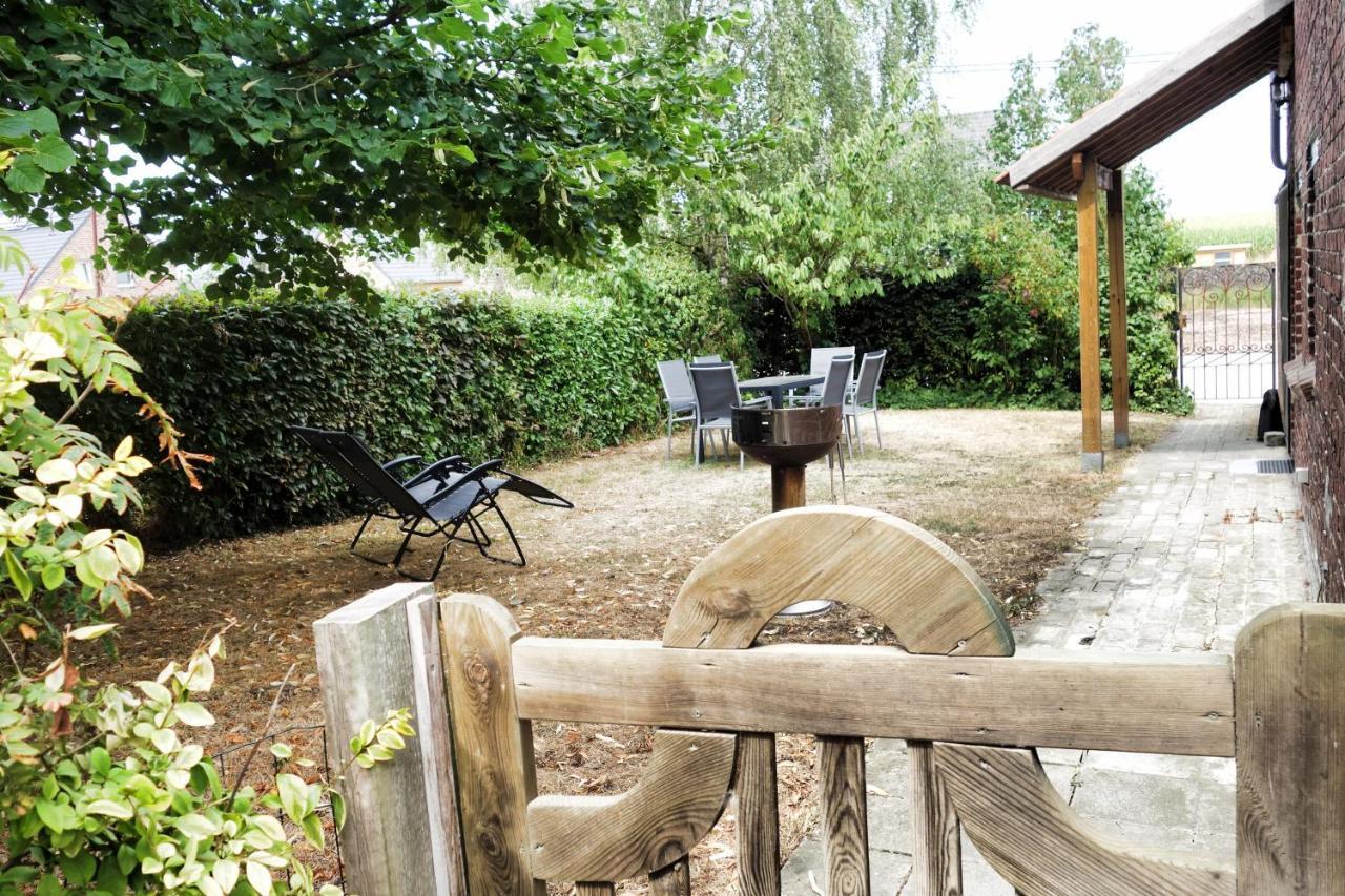 Gite Rural Les Petites Tetes Leuze-en-Hainaut Esterno foto