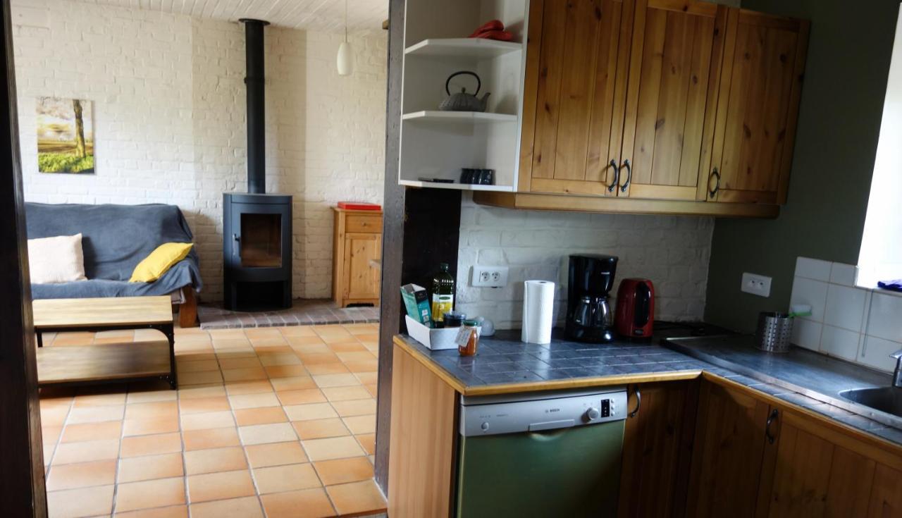 Gite Rural Les Petites Tetes Leuze-en-Hainaut Esterno foto
